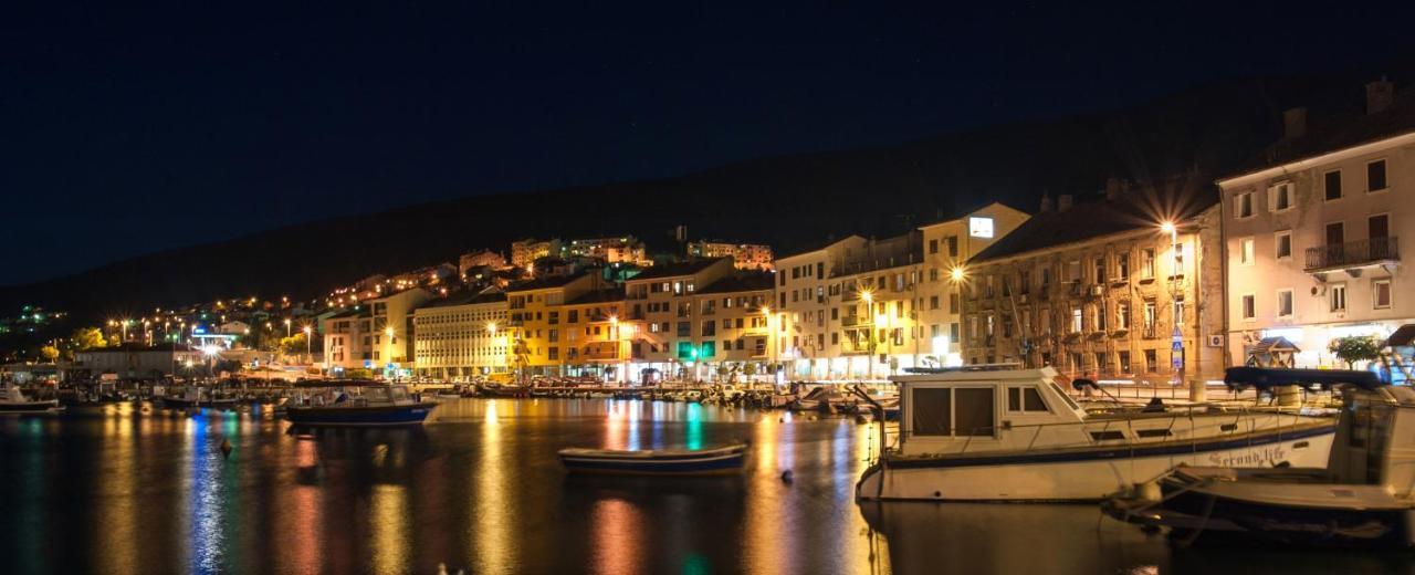 Apartments With A Parking Space Senj - 5572 Senj (Lika-Senj) Exterior foto