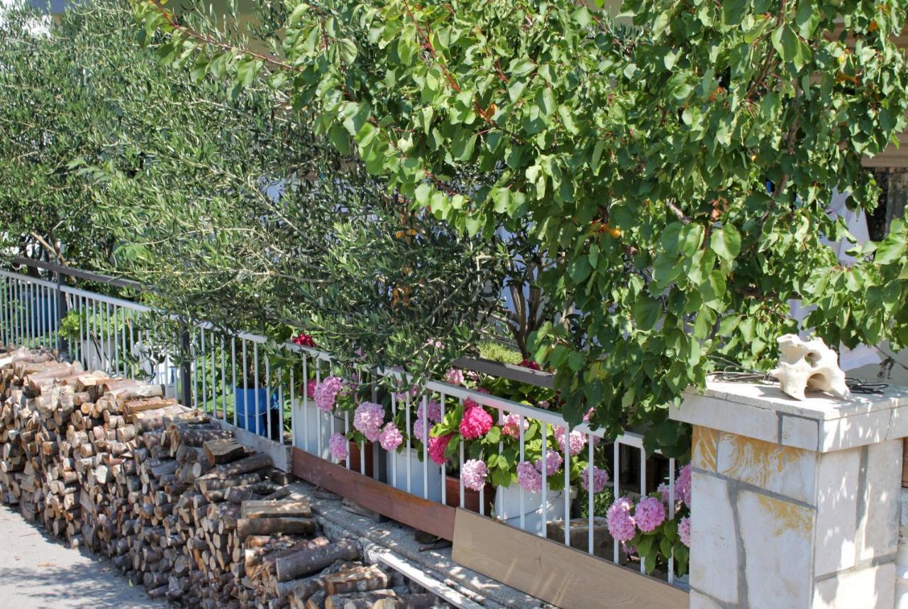 Apartments With A Parking Space Senj - 5572 Senj (Lika-Senj) Exterior foto